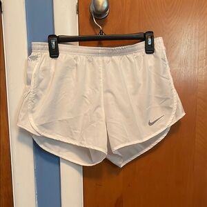 Nike White Athletic Shorts Lightweight Breathable Design